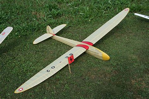 Planeurs antiques Modelisme avion Modèles réduits d avions Aile volante