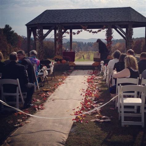 pretty fall wedding ️ hardwick vineyard and winery not that you re doing fall but another