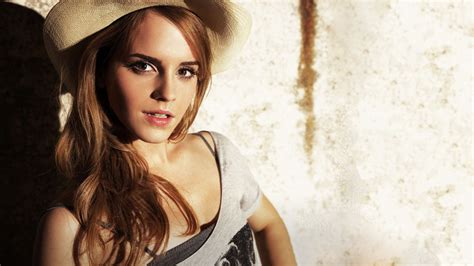 Emma Watson Hd Wallpaper X On Wallpapersafari Free