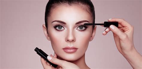 „grooming tweezer & brush von benefit) verwenden, damit erwischt man auch kleinste ausreißer. L.E. Beauty | Wimpernverlängerung Frankfurt | Ihr Kosmetik ...