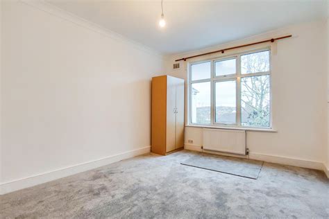 2 Bedroom Flat For Rent In Wembley