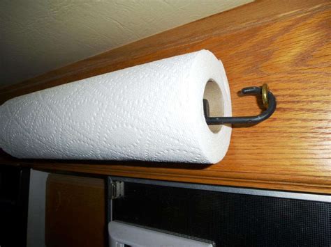 So it can fit on your standard toilet roll holders at home. 8 Ways To Use Bungee Cords In RVs, Travel Trailers, Fifth ...