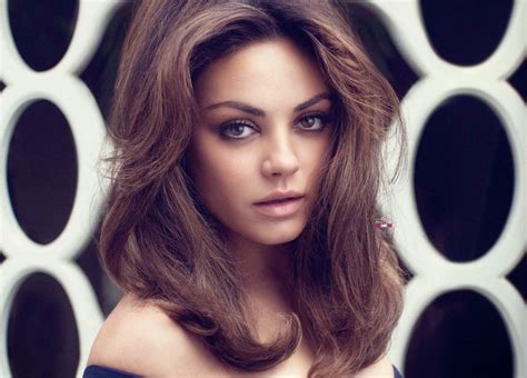 Mila Kunis Hd Wallpapers Lifestyle 350