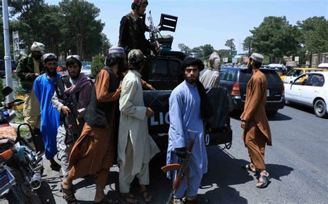 Afghanistan Les Taliban Entrent Dans Kaboul Ashraf Ghani Quitte Le Pays