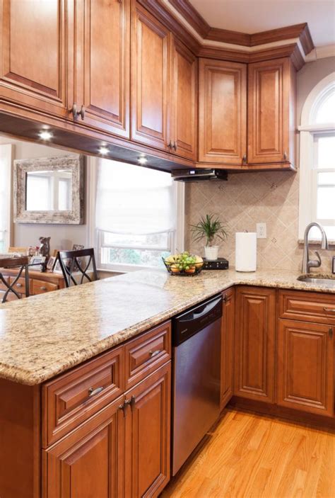 Knotty pine kitchen cabinets lowes inspirational lowes schuler. Lowes Kitchen Cabinet Companies en 2020 (con imágenes ...
