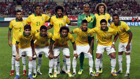 Defensor atletico wypada na kilka miesięcy. Luiz Felipe Scolari ogłosił skład reprezentacji Brazylii ...