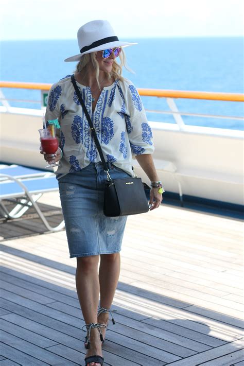 6 Reasons To Go On A Cruise Carribean Cruise Outfits Caribbean Cruise