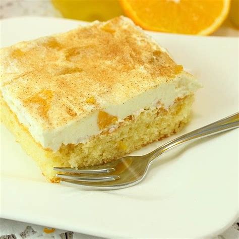 Über 4 bewertungen und für sehr lecker befunden. Fantakuchen mit fruchtiger Schmand-Creme & Zimt von koch ...