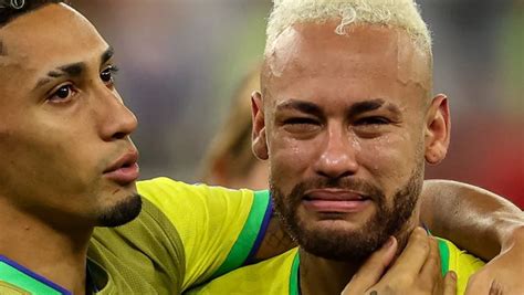 Watch Neymar Cries Relentlessly After Brazil S Exit From Fifa World Cup Northeast Live