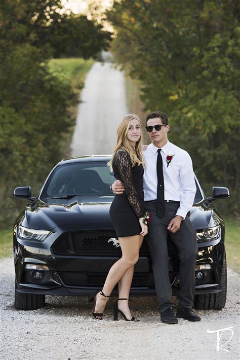 Homecoming Couple Car Prompictureposes Prom Pictures Couples Car