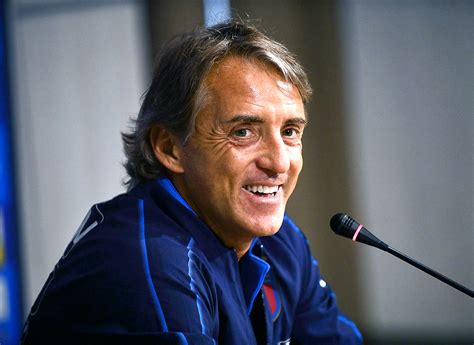 Bu istatistik bu kişinin roberto mancini antrenörlük kariyerinde tüm müsabakalarda elde ettiği başarıları gösteriyor. Can Roberto Mancini right the wrongs of a tricky decade ...