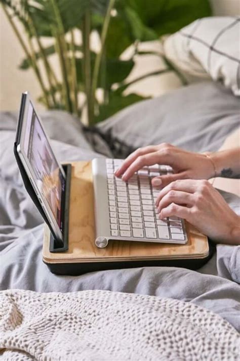 Build your own diy lap desk from a live edge slab. 19 Useful DIY Lap Desk Ideas - Comfortable And Easy To Make - David on Blog