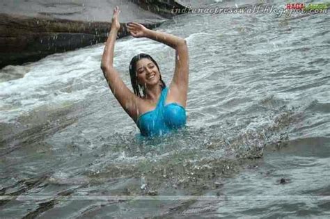 Free download pc 720p 480p movies download, 720p bollywood movies download, 720p hollywood hindi dubbed movies download, 720p 480p south indian hindi dubbed movies download, hollywood bollywood hollywood hindi 720p movies download. 14 Hot Bathing Pictures of South Indian Actress Vimala ...