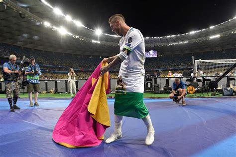 Sergio Ramos Becomes A Hero In Nigeria Due To Andalusian Flag Confusion