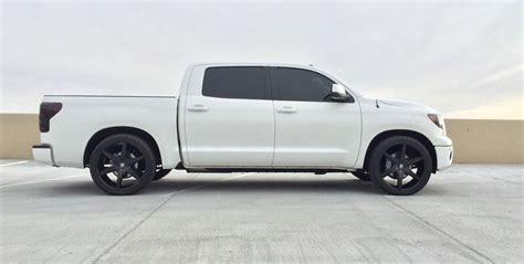 2012 Toyota Tundra Platinum Crewmax 2wd Lowered On 24 Inch Lexanis