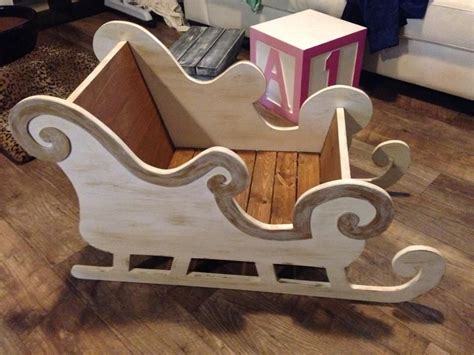 Love This Sleigh Wooden Christmas Crafts Christmas Props Christmas Wood