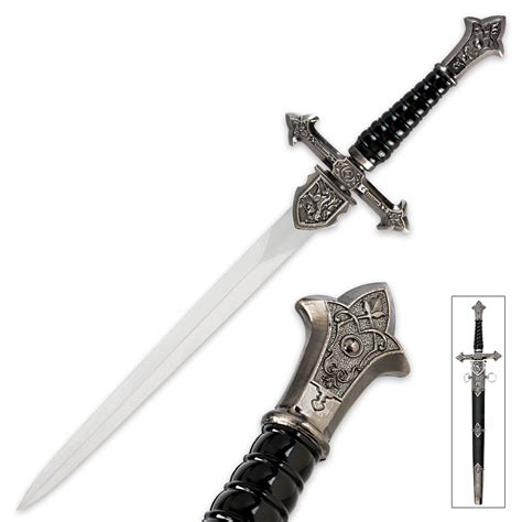 Medieval Ornamental Knight Sword With Sheath Knives