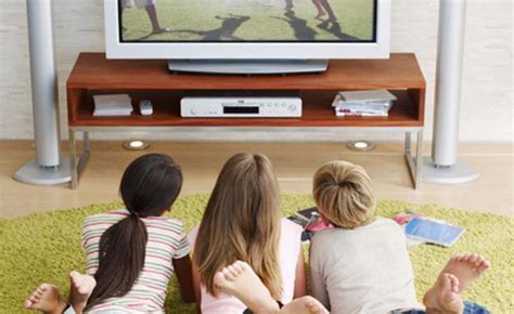 How Much Screen Time Is Healthy For Children Health Risks