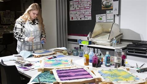 Art And Design Courses At West Lancashire College 16 18 College Art