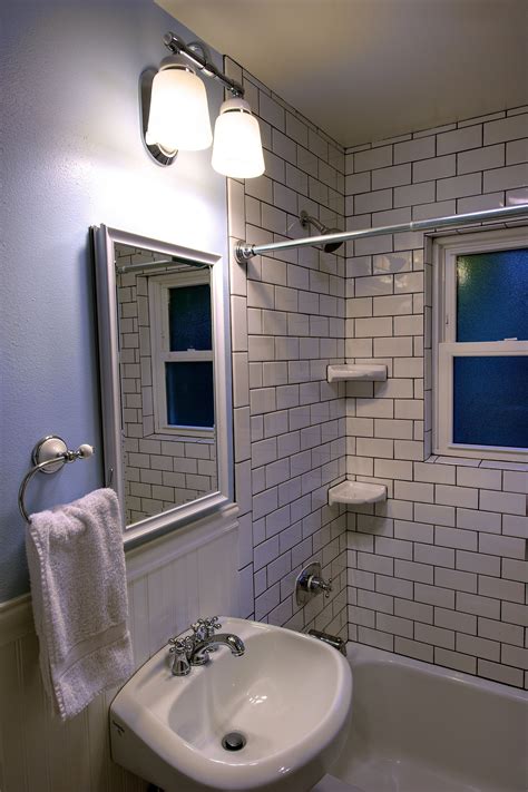 20 Renovation Ideas For Small Bathrooms