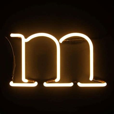 Neon Letter M Alles Met Letters En Cijfers En Zo Pinterest