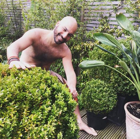 expose yourself to world naked gardening day on may 4 good earth plants