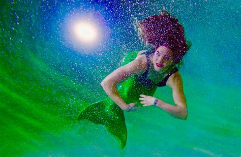 Download Mermaid Woman Green Underwater Wallpaper