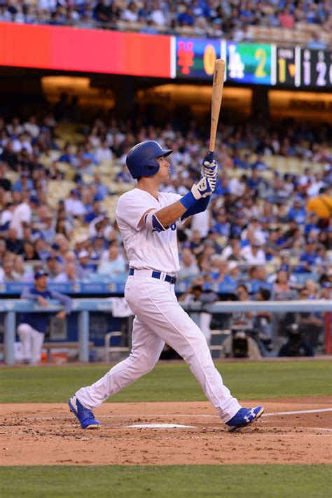 Rookie Of The Year Baseball Photos Dodgers Baseball Baseball Softball Baseball Cards