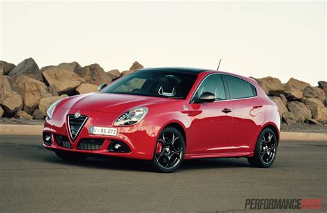 Alfa Romeo Giulietta Qv Review Video Performancedrive