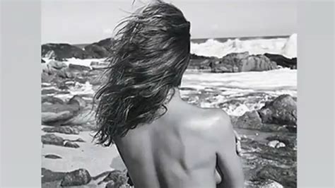 Jennifer Aniston mit nackten Brüsten am Strand Telegraph
