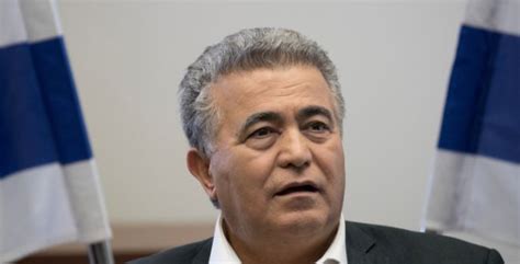 שירות חדש למעסיקים29 בנובמבר 2020. עמיר פרץ: ניכנס לממשלה בתנאי שימונה שר ערבי - סרוגים