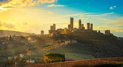 premium photo san gimignano town skyline and medieval towers sunset tuscany italy