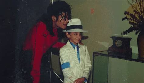 Michael Jackson Revelan In Ditas Fotos De La Cama Donde Muri El