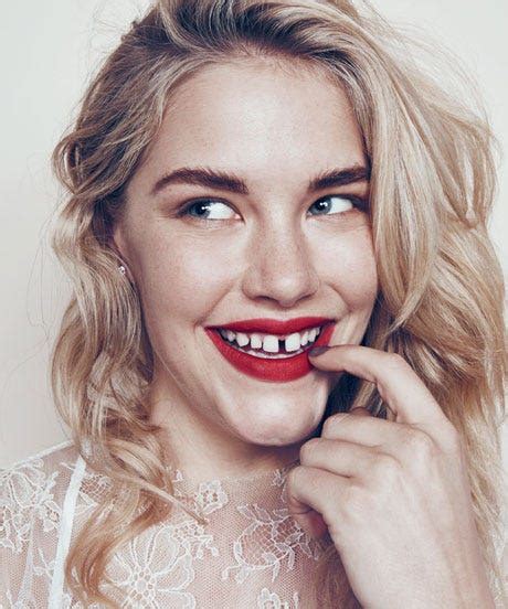 Models With Natural Hair Gap Teeth Unique Looks