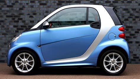 Making a car down payment can help get you a lower interest rate on your loan and lower monthly payments. How Much Does a Smart Car Weigh and Why Is It Crucial