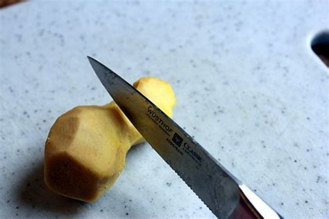 After you cut the garlic crosswise, drizzle some oil on the exposed garlic and wrap in foil. Ginger Tea