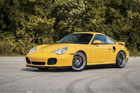 Porsche 911 996 Turbo Yellow