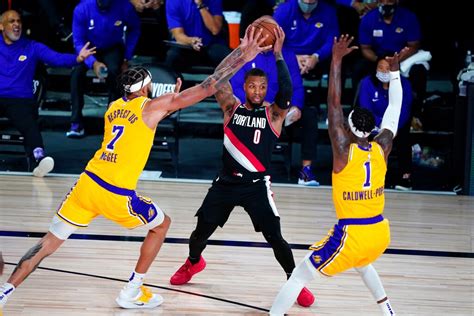 Lillard could have ignored the question about lebron and the lakers, but he willingly let it be known. Lillard's 34 leads Blazers to 7-point win over Lakers | KOIN.com