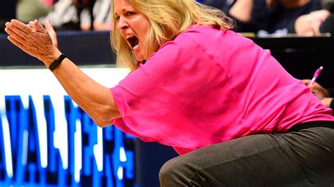 Spartanburg High Girls Basketball Coach Sharon Dillon Retires
