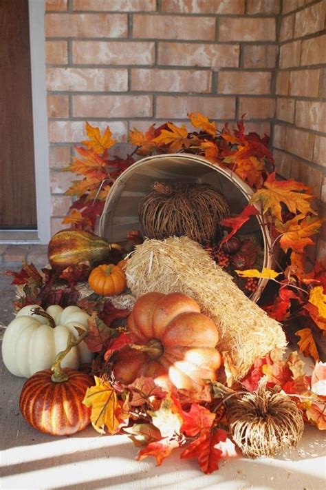 48 Amazing Outdoor Fall Decor Ideas That Will Fascinate You