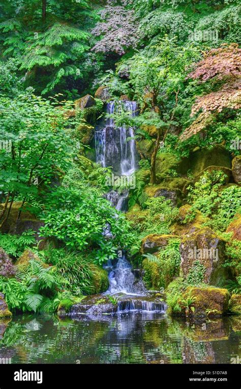 Waterfall In Japanese Gardens Portland Oregon Stock Photo Alamy