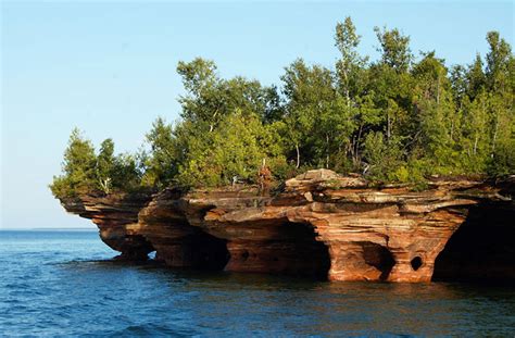 Where To Kayak Madeline Island Wisconsin And Apostle Islands Sea Caves