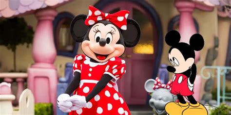 Fans Shocked By Disappointing Minnie Meet And Greet Videos