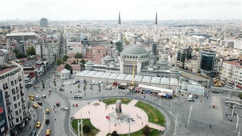 Taksim'de camii tamam, kilise de meydana çıksın. Taksim Camii'nin minareleri tamamen bitti - Haber3
