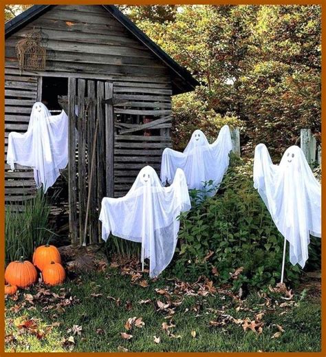 55 Awesome Outdoor Halloween Decorations Ideas For This Year You Must