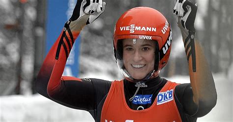 natalie geisenberger wins women s luge in whistler