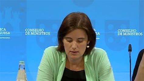 A ministra de estado e da presidência do conselho . Mariana Vieira da Silva afirma que Portugal não tem ...