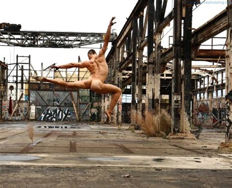 Naked Movement Stephane By Mark Grantham Nude Men Nude Male Models