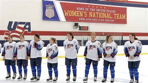U S Women S National Hockey Team Begins Pre Olympic Residency In