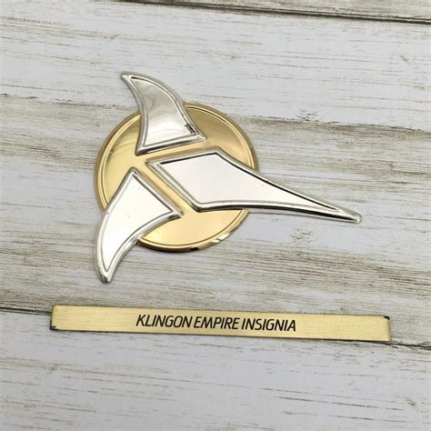 1992 Franklin Mint Star Trek Collection Klingon Empire Insignia Badge